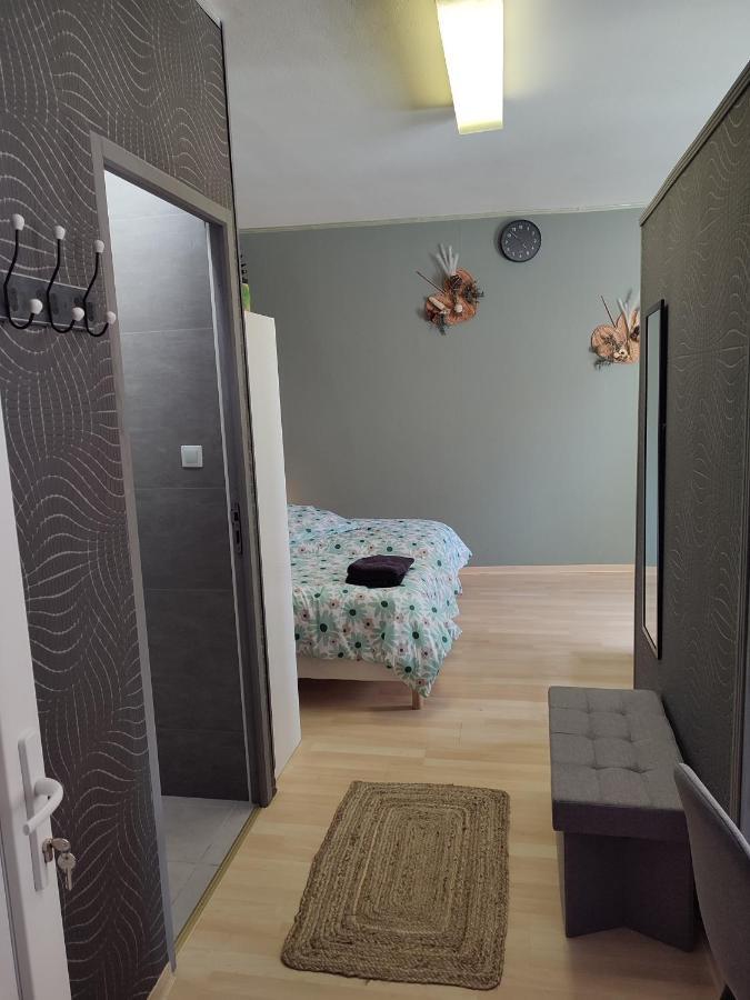 Studio Independant Acces Direct Autonome. Le Cateau-Cambresis 외부 사진