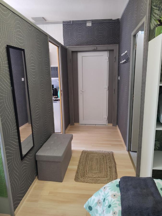 Studio Independant Acces Direct Autonome. Le Cateau-Cambresis 외부 사진
